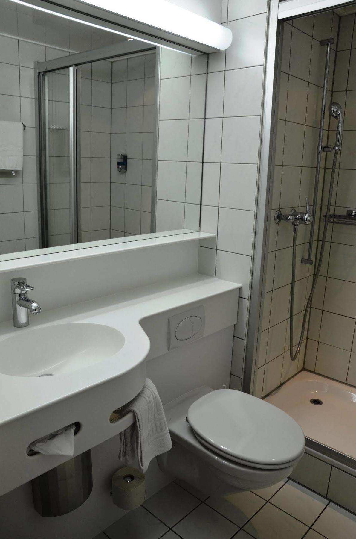 Hotel Urs Und Viktor Bettlach Zewnętrze zdjęcie